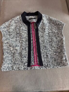 Joeffer Caoc tweed Textured navy and white Cap Sleeve cardigan/shrug.